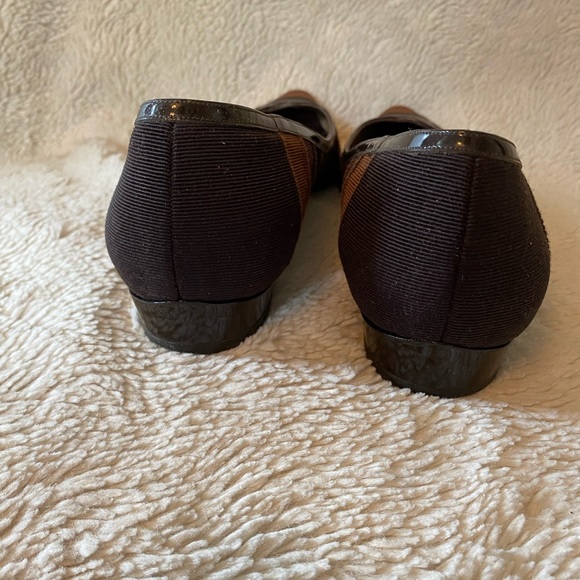 Vintage Salvatore Ferragamo Brown Flats - Picture 8 of 11